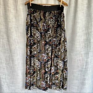 Boutique Metallic Velvet Abstract Maxi Skirt